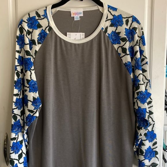 LuLaRoe Tops - LulaRoe Randy Top